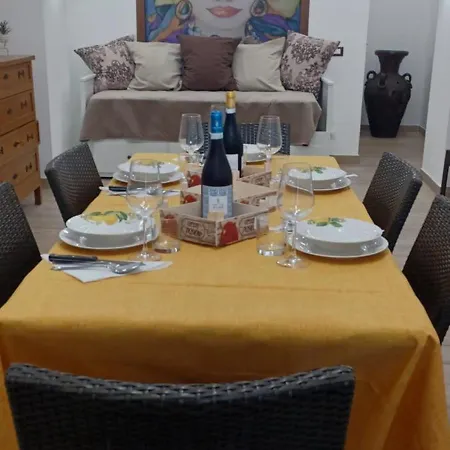 アパート Casainiso' *